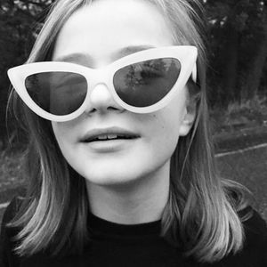 Meet your Posher, Chloe